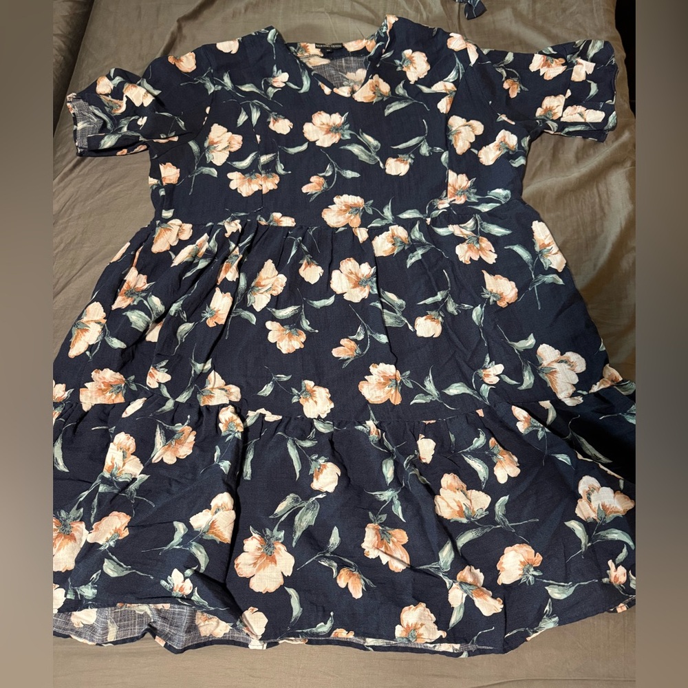 Nursing Queen dress